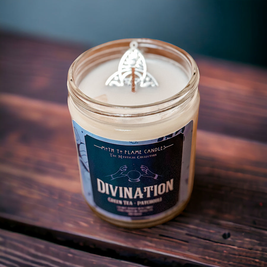 Divination – 7 oz Candle